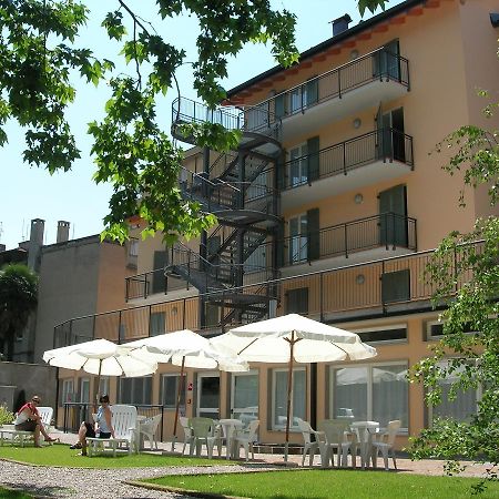 Ostello Citta Di Rovereto โรเวเรโต ภายนอก รูปภาพ