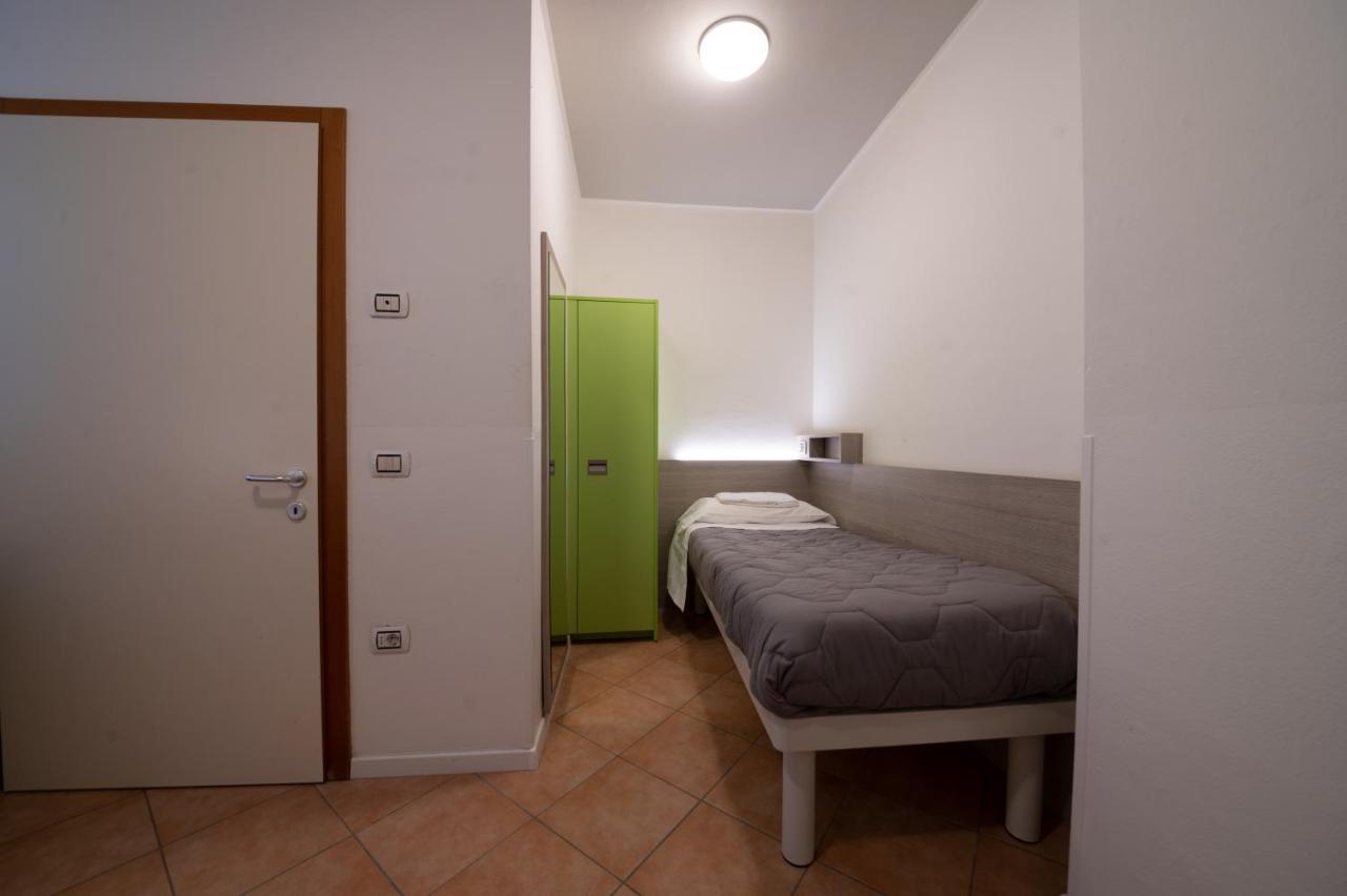 Ostello Citta Di Rovereto โรเวเรโต ภายนอก รูปภาพ